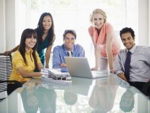 Công việc hiện tại đang dạy bạn những gì?